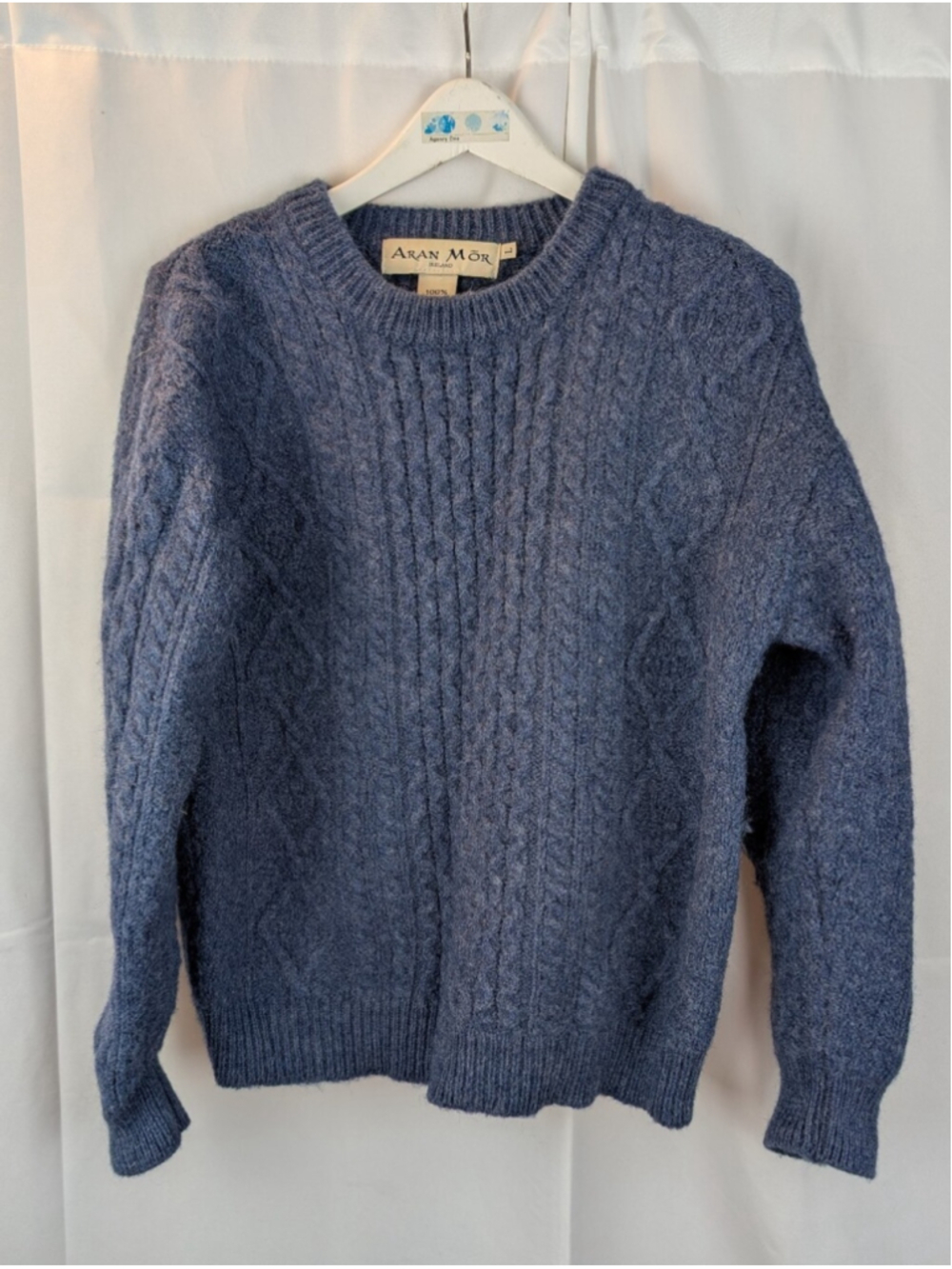 Aran Mor chunky blue cable knit sweater in soft wool size L in VGUC